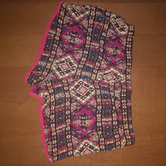 Athletic shorts - Picture 4 of 4